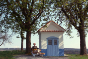 [01]Kaplička Sv. Josefa ve stínu kaštanů