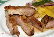 [05]Vepřové krkovice připravené na způsob steaků