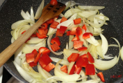 [10]Cibule a paprika
