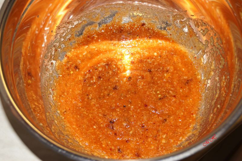 06.Nálev obohacený o chilli, rybí omáčku a obsah sekáčku
