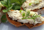 Paštika (pâté) z uzeného pstruha