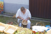 [04]Košíkář